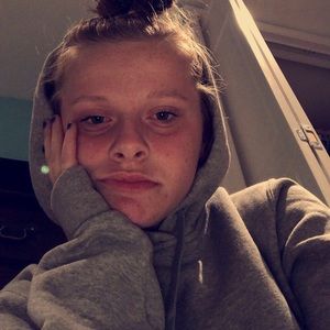 Meet your Posher, Rebecca